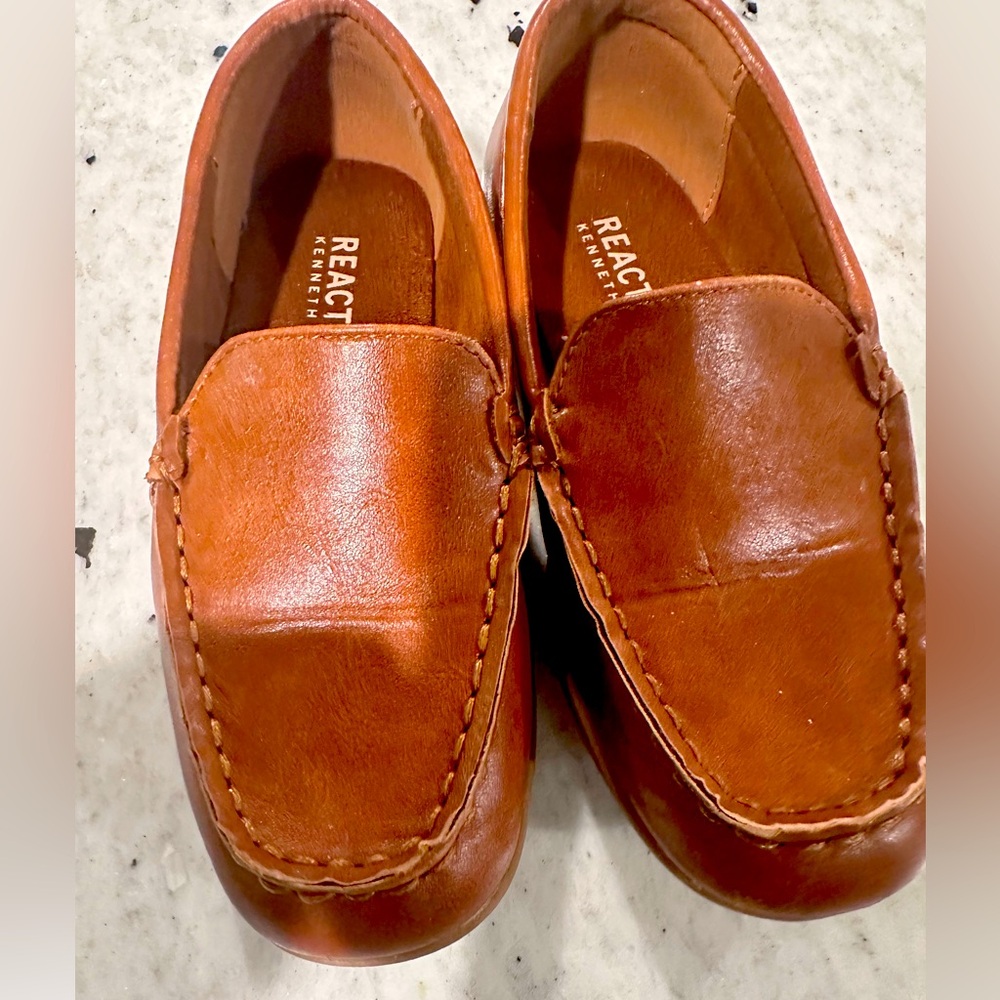 Toddler Boys size 9 loafers. REACTION by Kenneth Cole. Very slight wear pictured